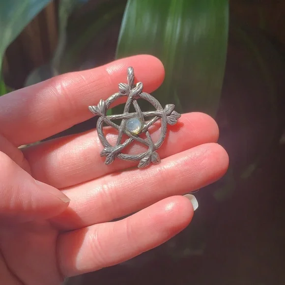 ‼️S O L D ‼️ VINTAGE 925 silver moonstone twig branch pentacle necklace Comes - Picture 6 of 8